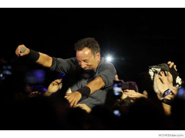 22832227 - Bruce Springsteen - 13_09_2013 - 09.53.23